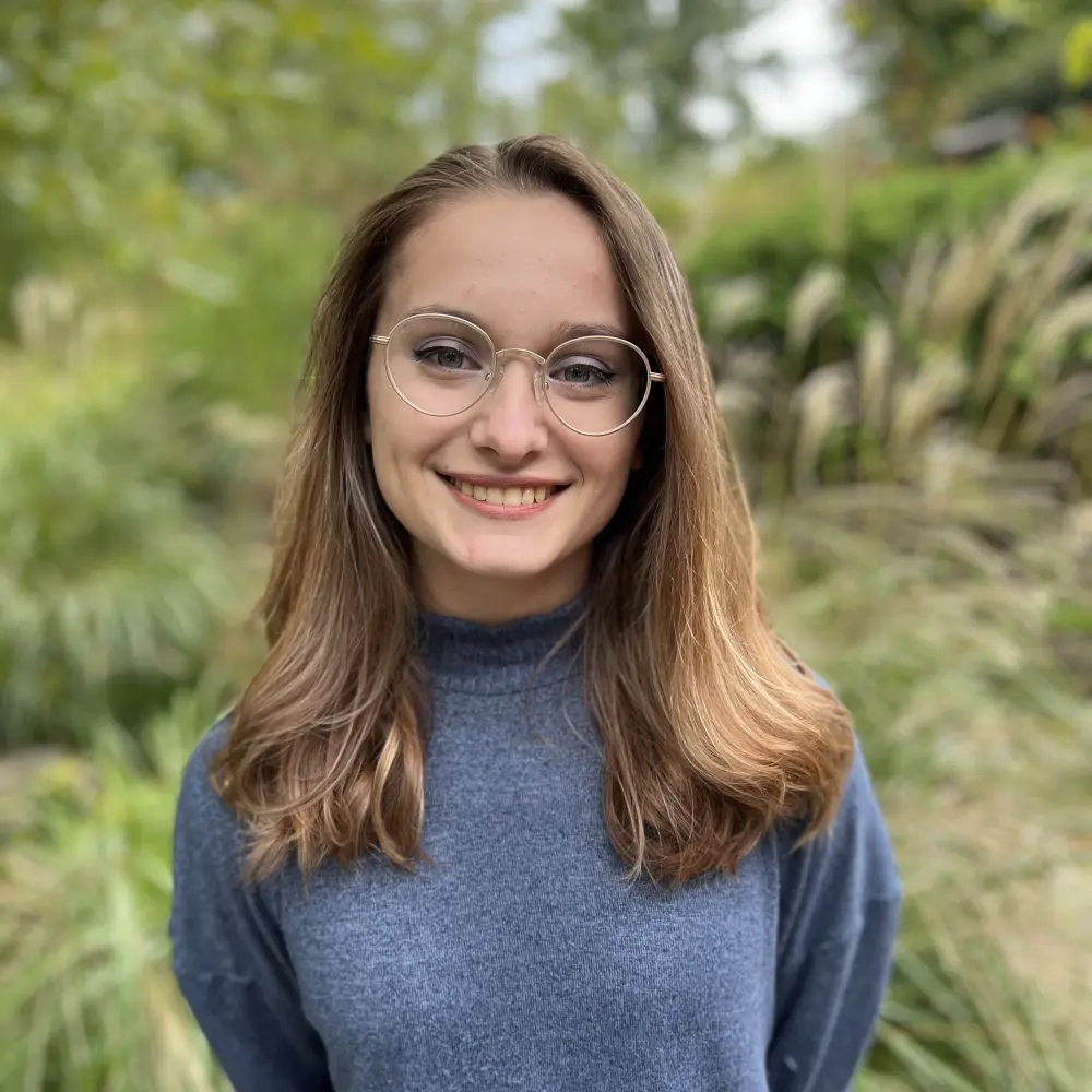 Hailey Steiner Headshot